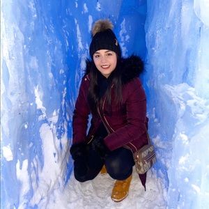 Meet your Posher, Bianca